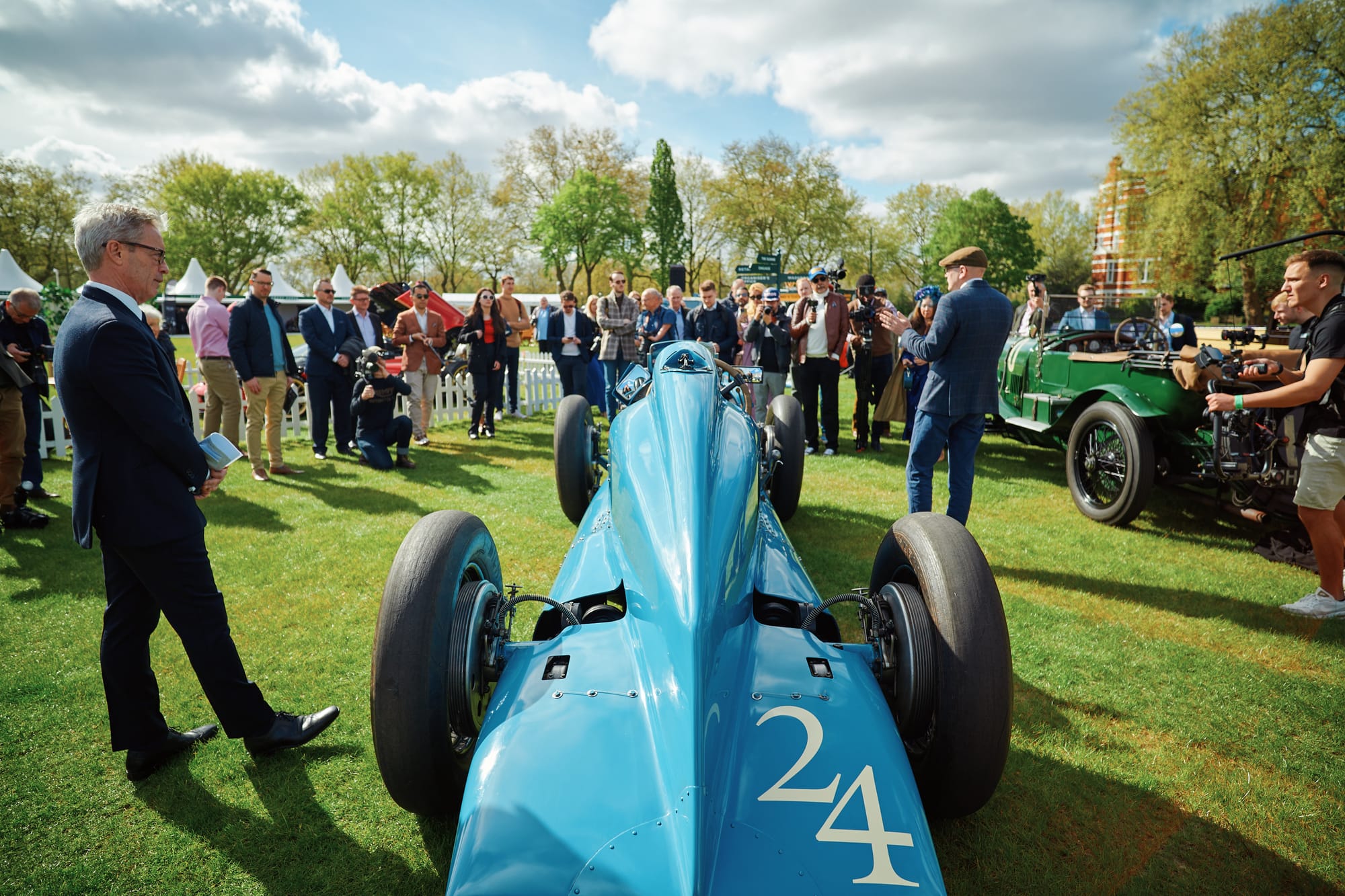 "The Ultimate Luxury Car Showcase: Highlights from the Third Salon Privé London Event"