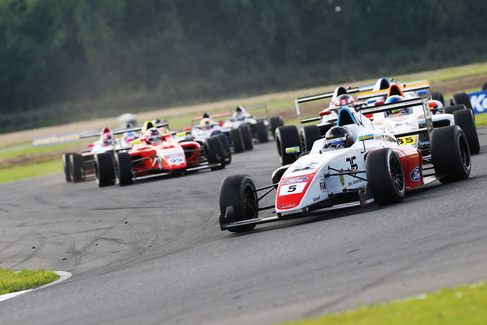 FORTEC MOTORSPORT continue
BRITISH F4 CHAMPIONSHIP challenge at SILVERSTONE