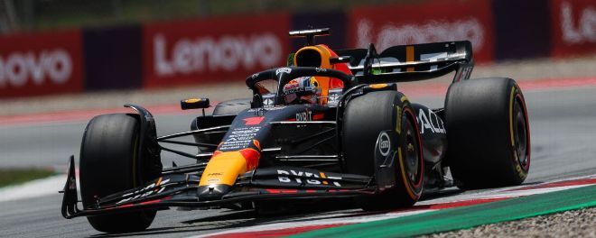 Verstappen Dominates Friday Free Practice in Spain