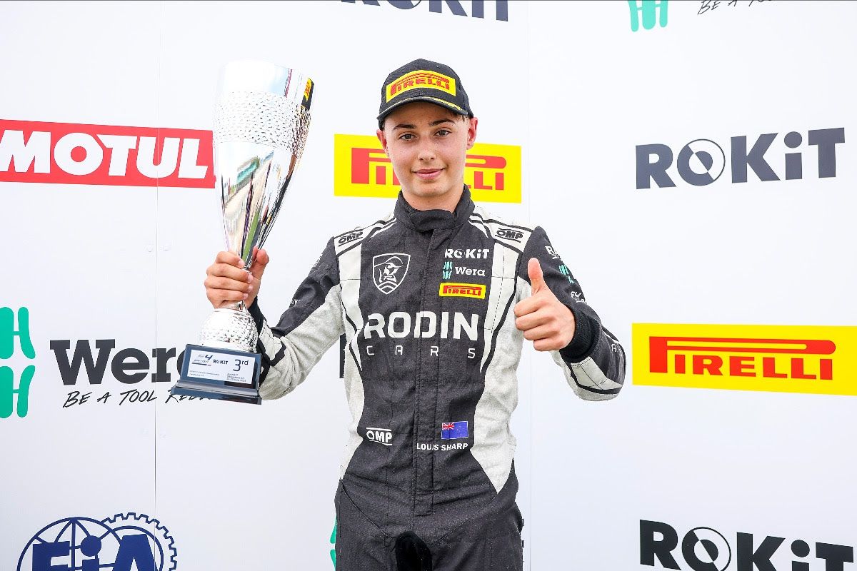 Louis Sharp back on the podium despite challenging Silverstone weekend