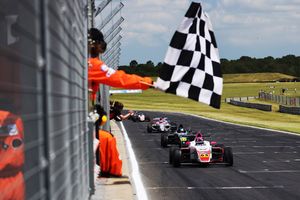 FORTEC MOTORSPORT extend their lead in British F4 Championship at Snetterton
