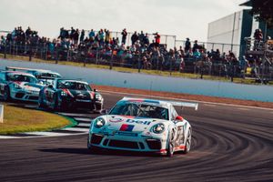 WYLIE MAKES SOLID RETURN TO PORSCHE CARRERA CUP GB