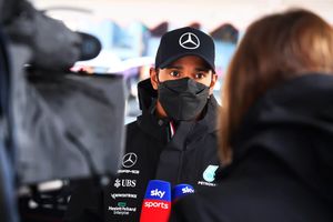 Johnny Herbert slams ‘cheap shot’ Marko comments and heralds Lewis Hamilton