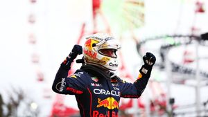 Verstappen Takes Title on Rainy day in Japan