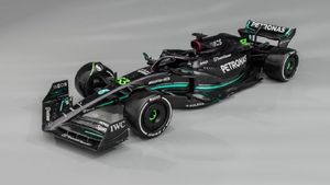 Mercedes Launch W 14 Entry with Returning Colour Scheme